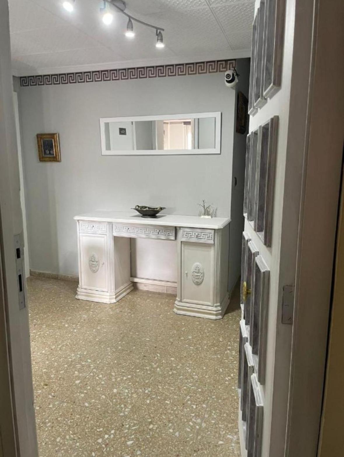 Habitacion En Playa Malvarrosa Accommodatie bij particulieren *