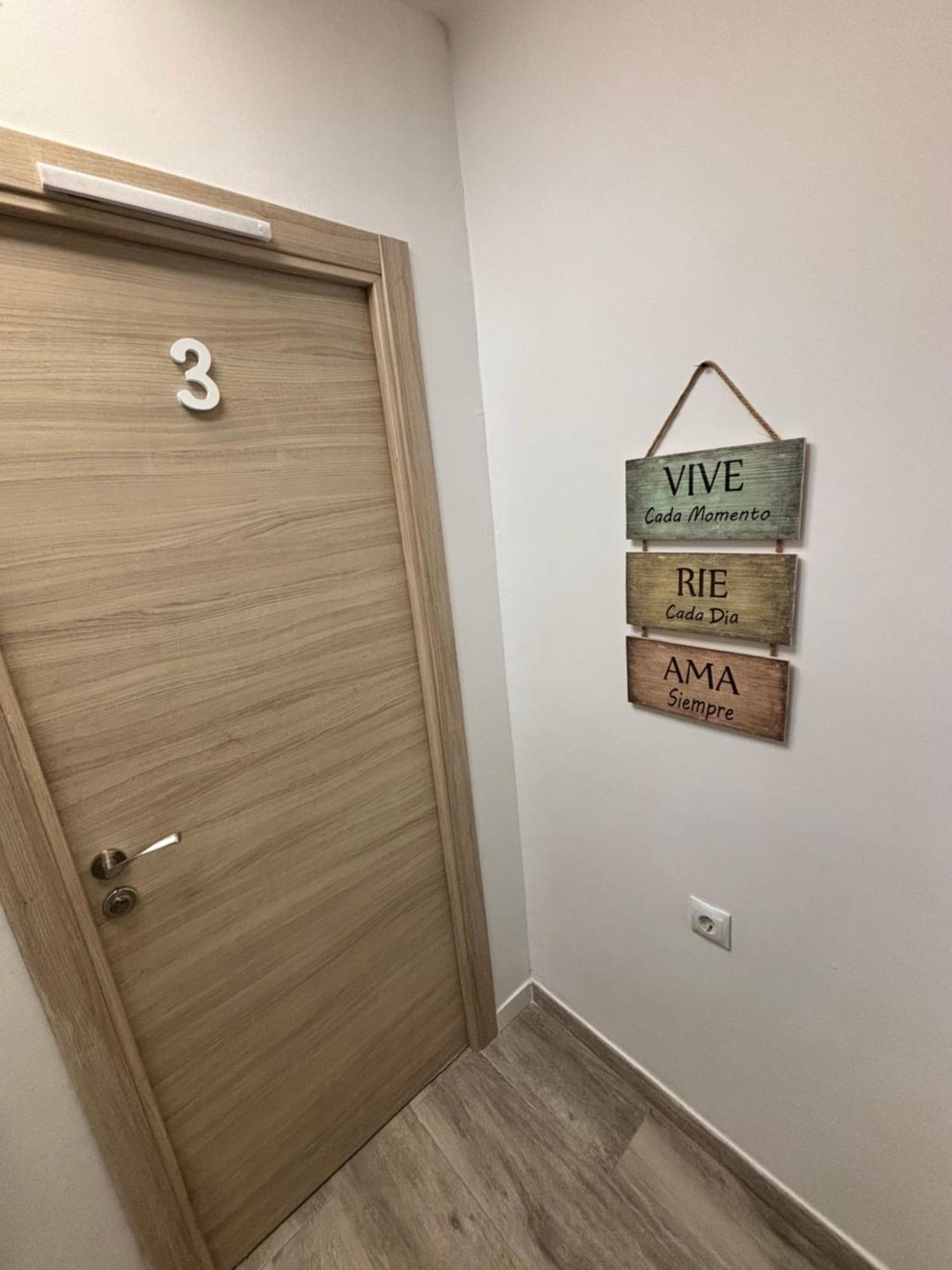 Habitacion En Playa Malvarrosa Alloggio in famiglia